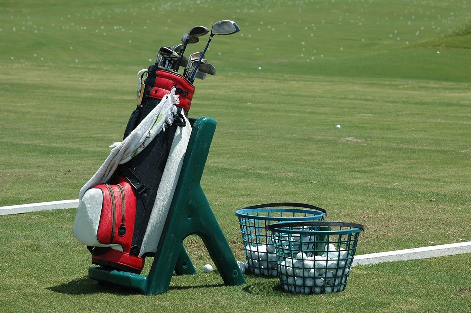 How-to-get-better-at-golf-without-lessons