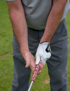 best-golf-grips-for-humid-weather