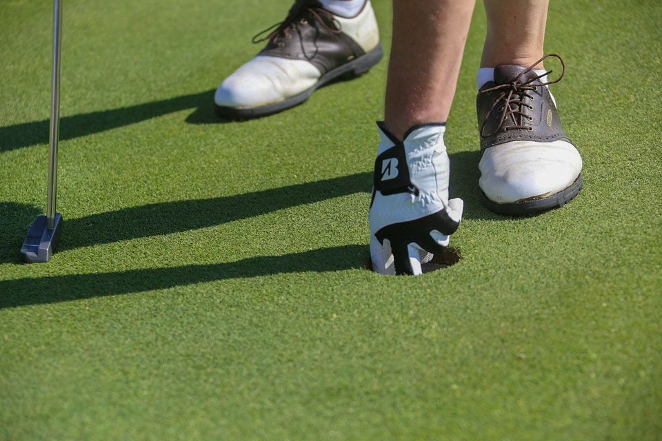 best-golf-shoes-for-wide-feet